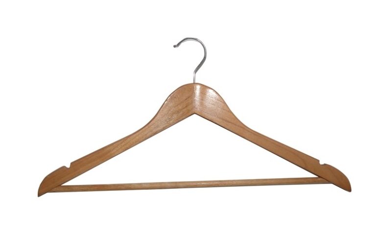 Medinė pakaba, su skersiniu