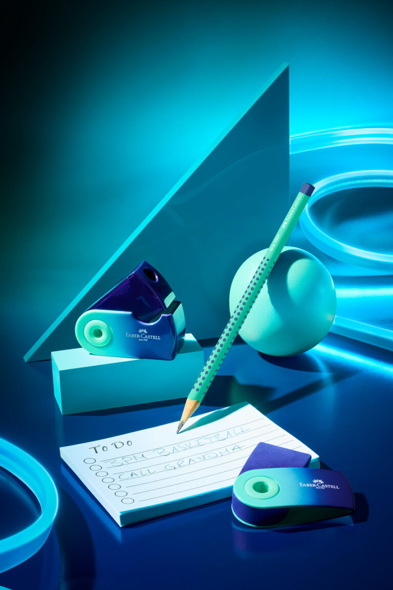 Pieštukas Faber-Castell Grip Buzzing Blue, B