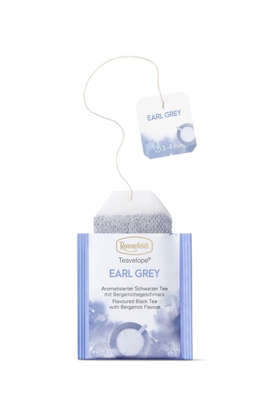 Melsvai baltas Ronnefeldt Earl Grey arbatos pakelis su ištrauktu piramidiniu vokeliu, ilga virvele ir kvadratine etikete