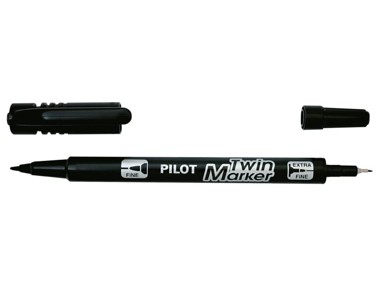 Permanentinis žymeklis Pilot Twin, dvipusis, 0.5mm ir 2mm, juodos spalvos