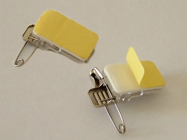 laikiklis-vardinei-kortelei-pin-clip-100-b27c729c Laikiklis vardinei kortelei Pin clip (100)